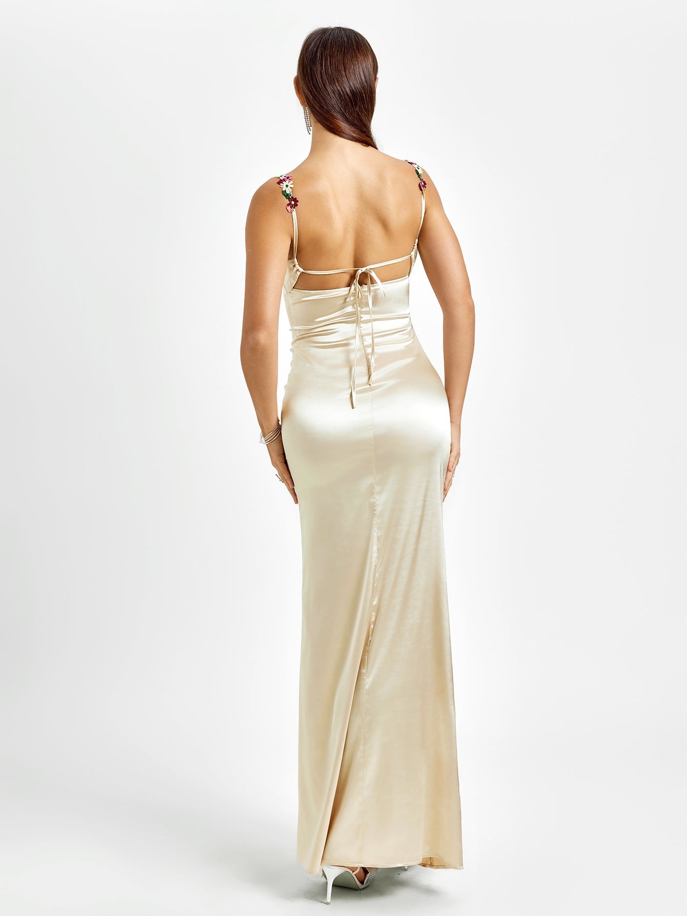 Francesca | Robe Maxi Satinée avec Détails Fleuris
