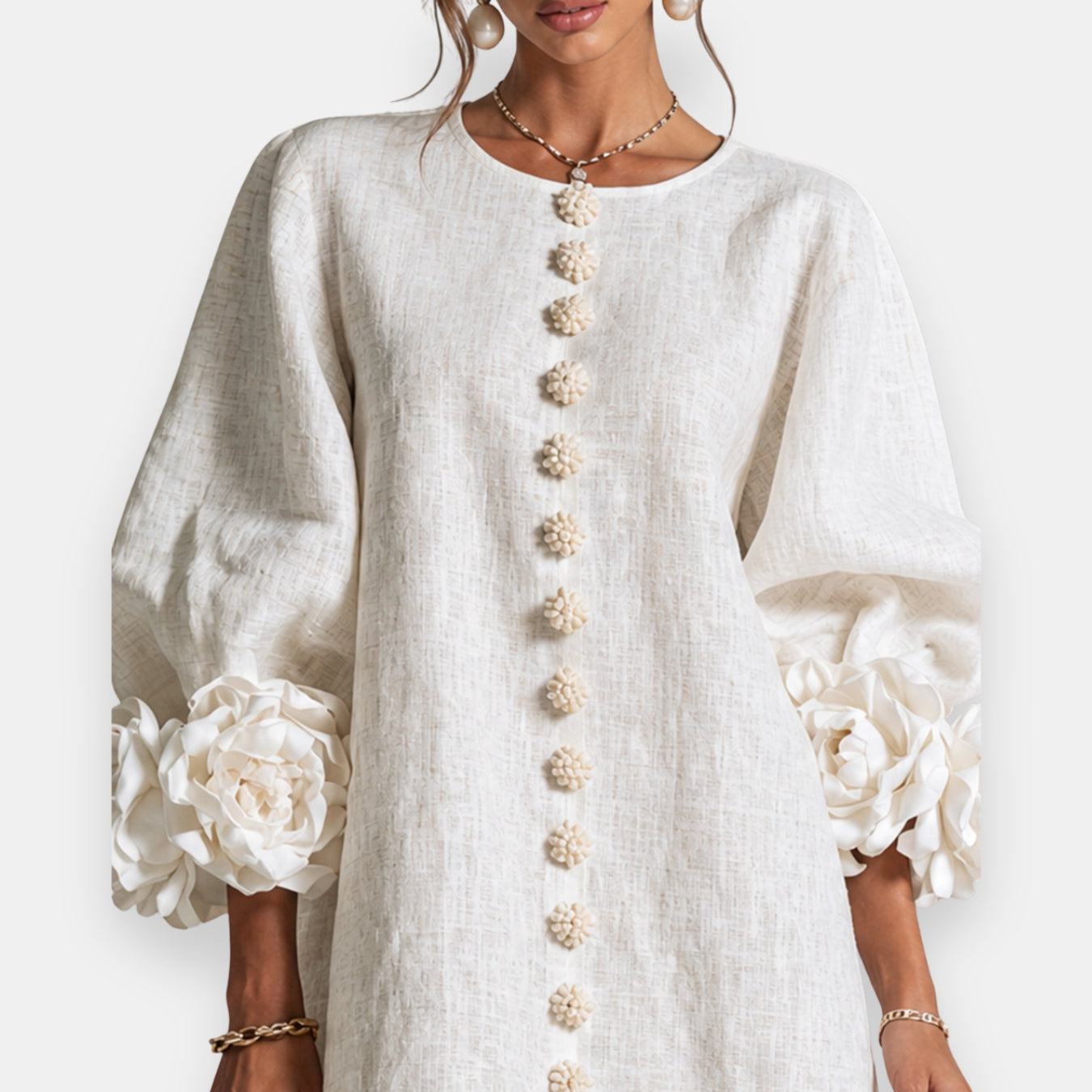 Marcelle | Robe Droite à Fleurs en Relief et Manches Ballon