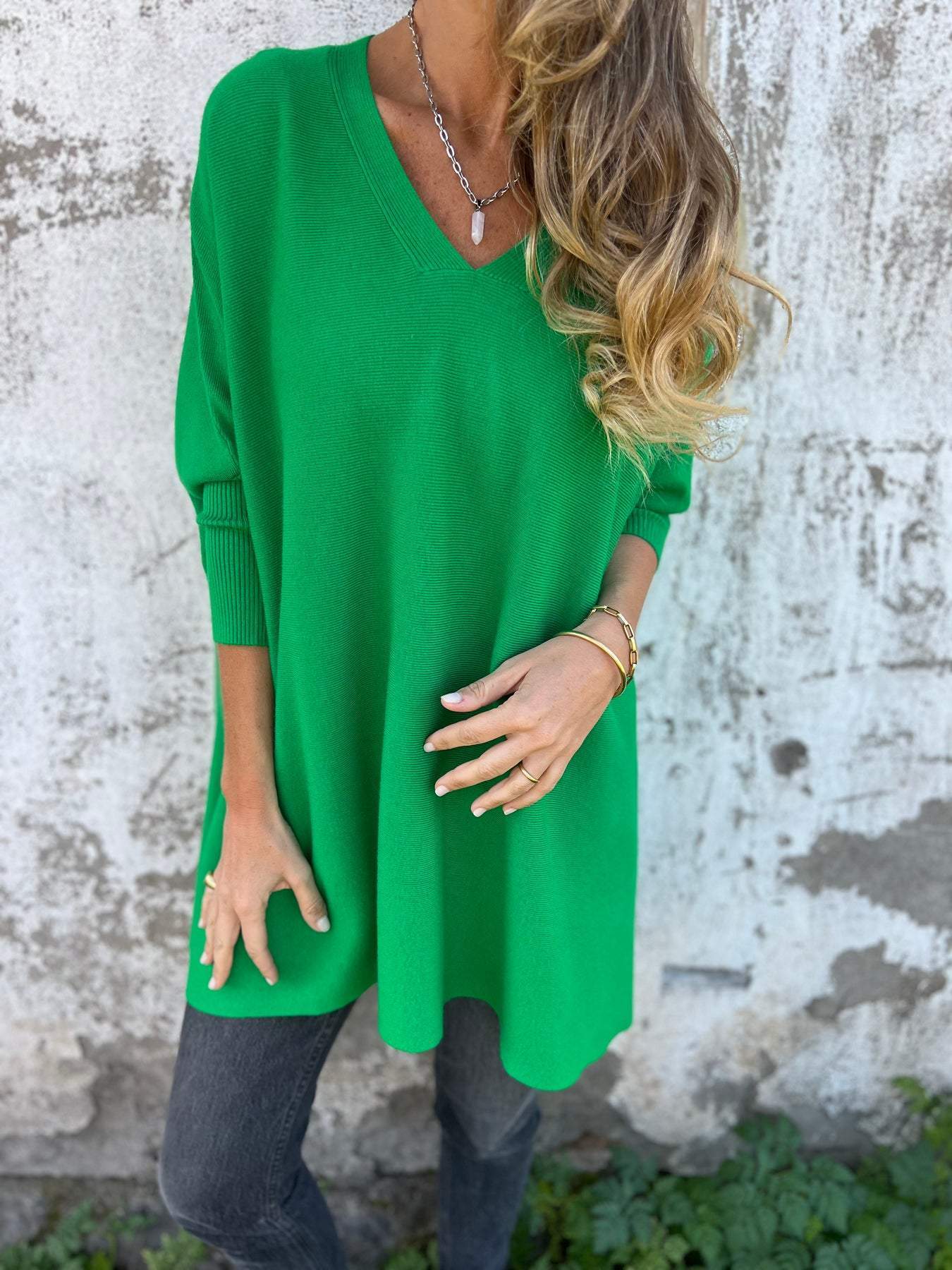 Anna | Pull Oversize à Col V et Manches Chauve-Souris
