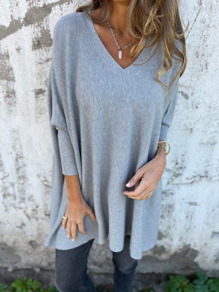 Anna | Pull Oversize à Col V et Manches Chauve-Souris