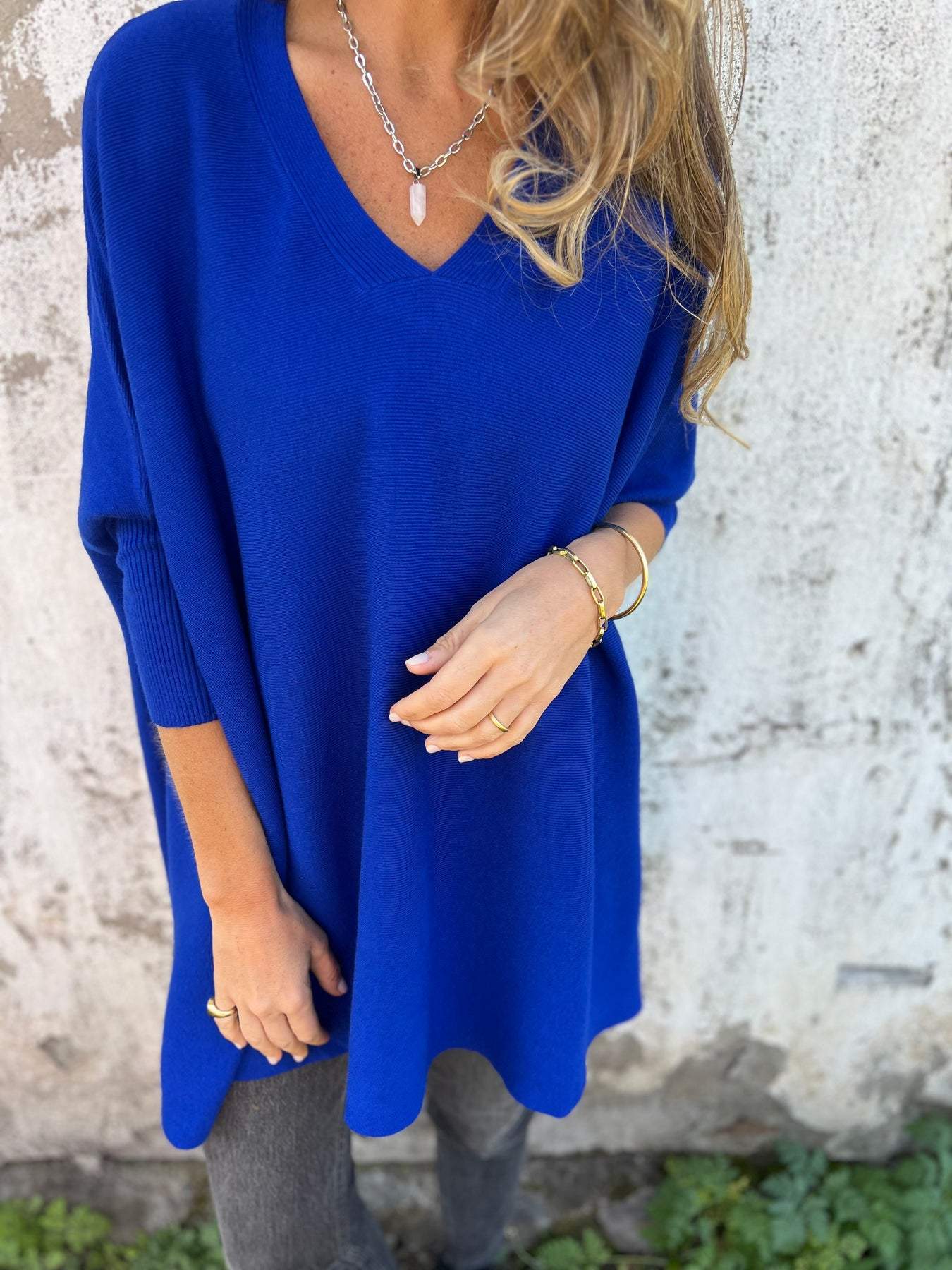 Anna | Pull Oversize à Col V et Manches Chauve-Souris