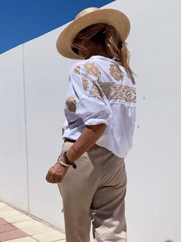 Erisa | Chemise Brodée de Motifs Dorés
