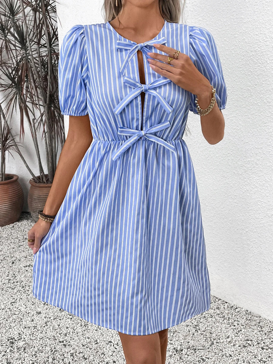 Eléa | Robe à Nœuds avec Manches Bouffantes