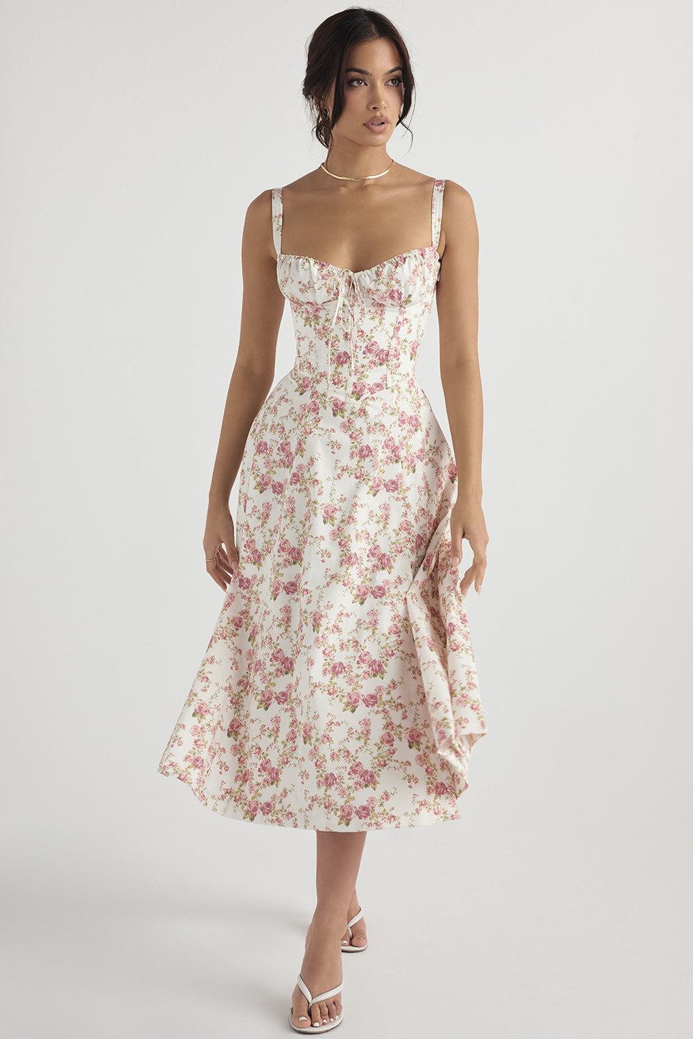 Coraline | Robe Midi Fleurie Flatteuse