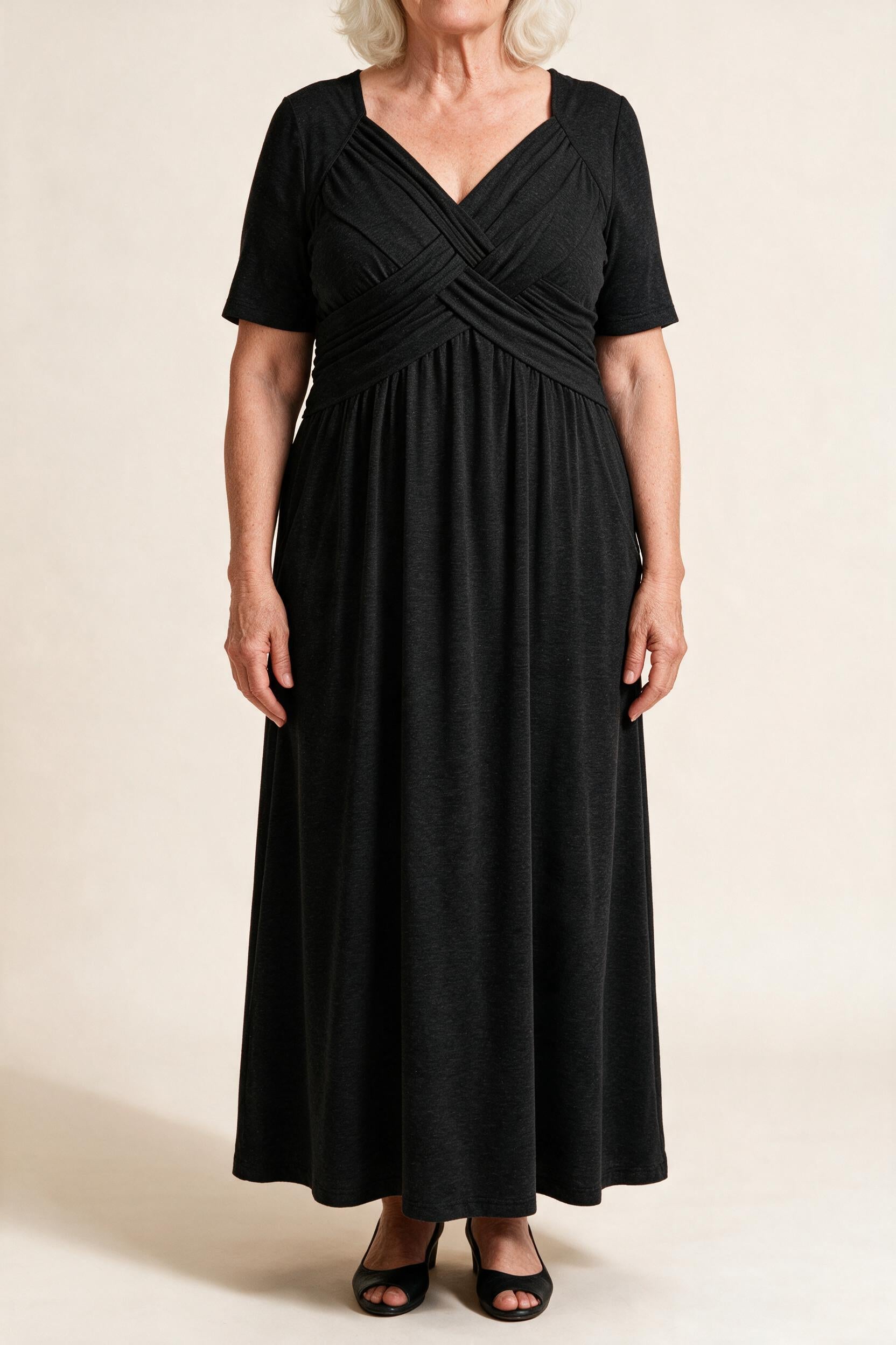 Robe longue Perrine, coloris noir — buste croisé drapé, col en V et taille empire, vue de face