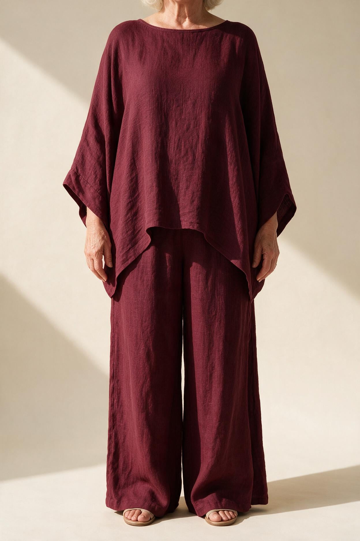 Ensemble Clémence en lin bordeaux, haut ample à ourlet asymétrique et pantalon large