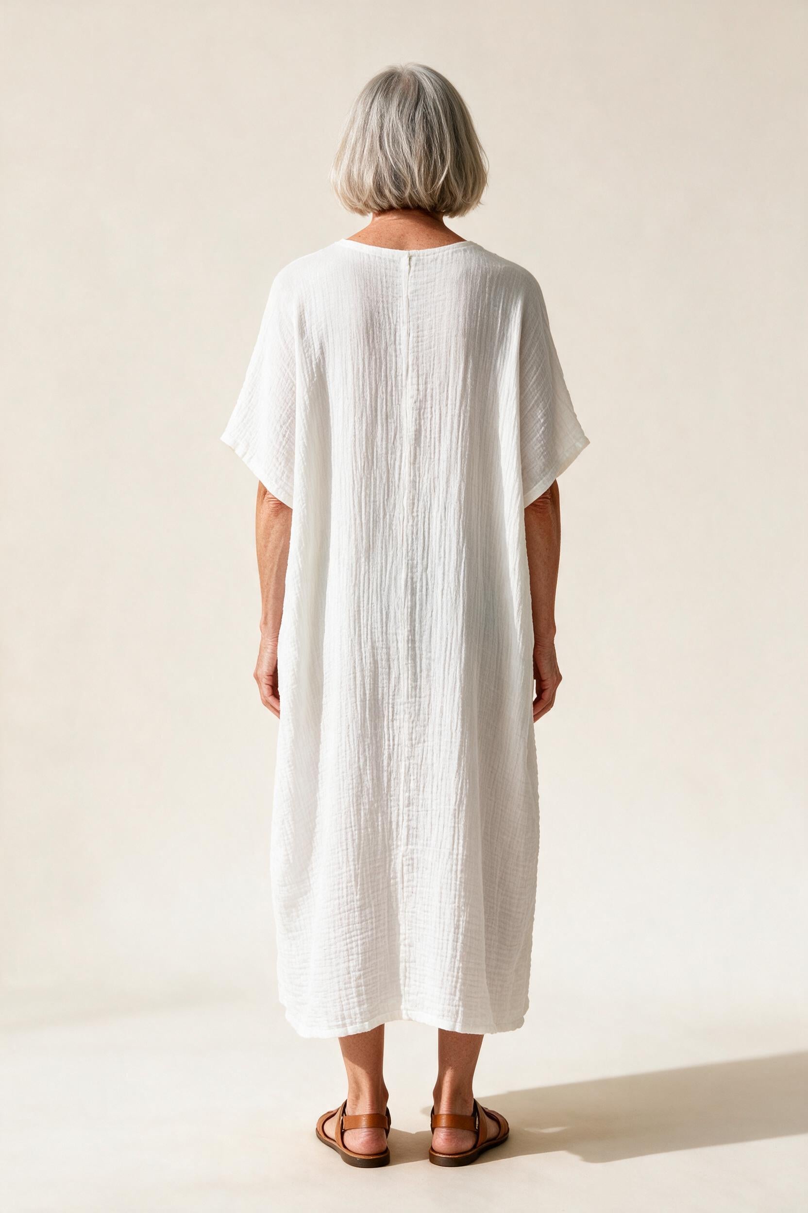 Robe longue Hortense vue de dos, dos uni sans fermeture