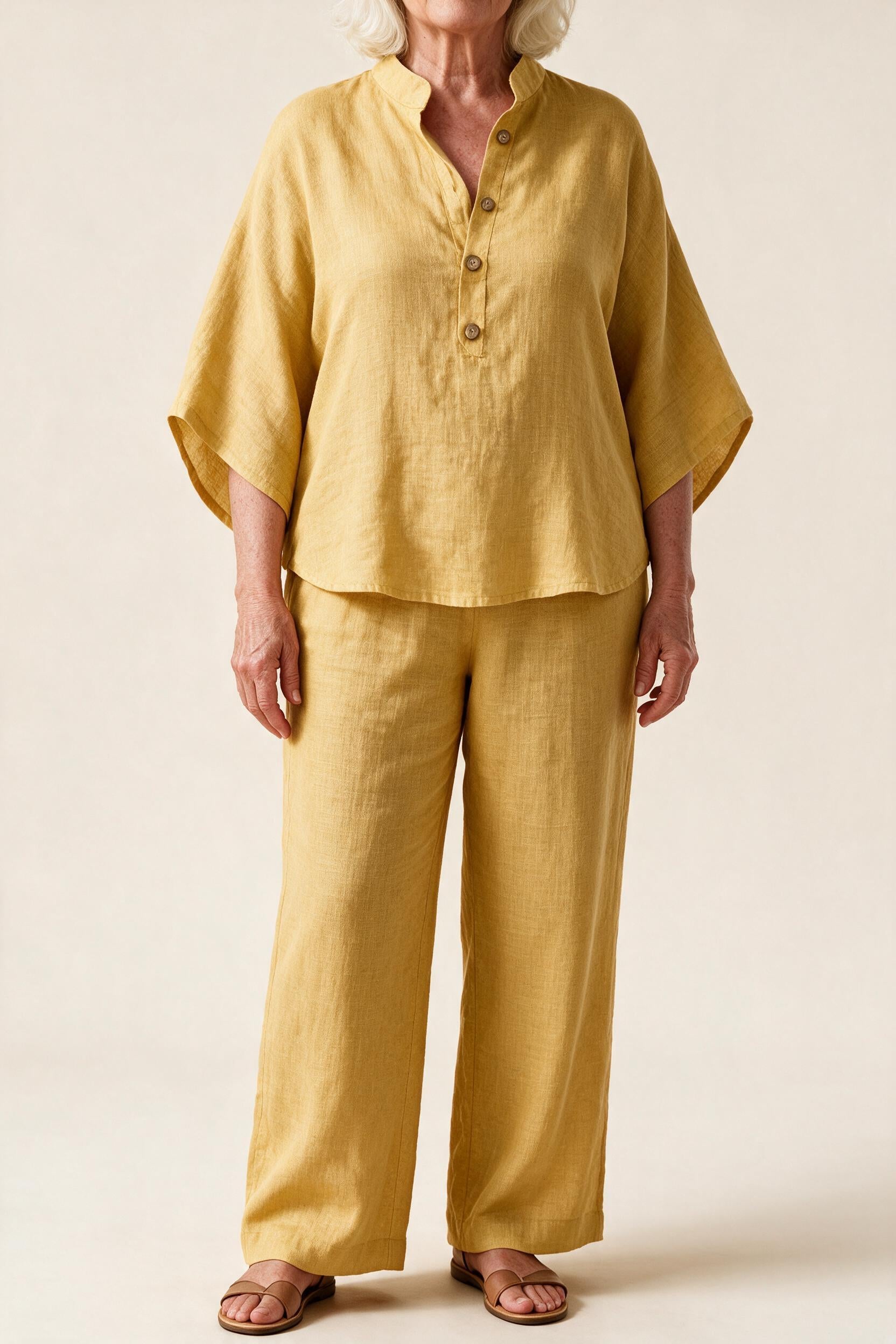 Ensemble Clarisse en lin, coloris jaune — tunique à col montant et pantalon large, vue de face