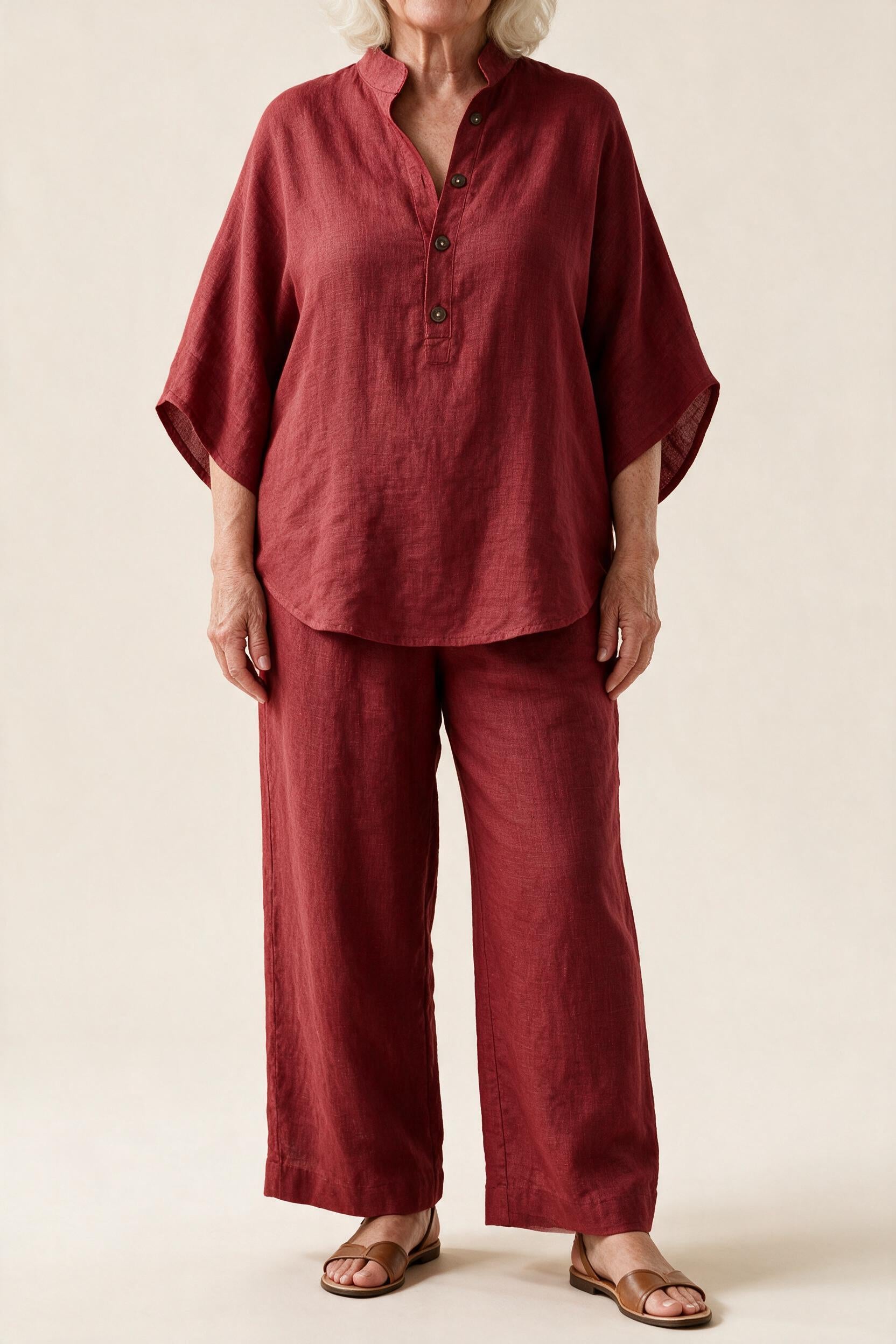 Ensemble Clarisse en lin, coloris rouge — tunique à col montant et pantalon large, vue de face