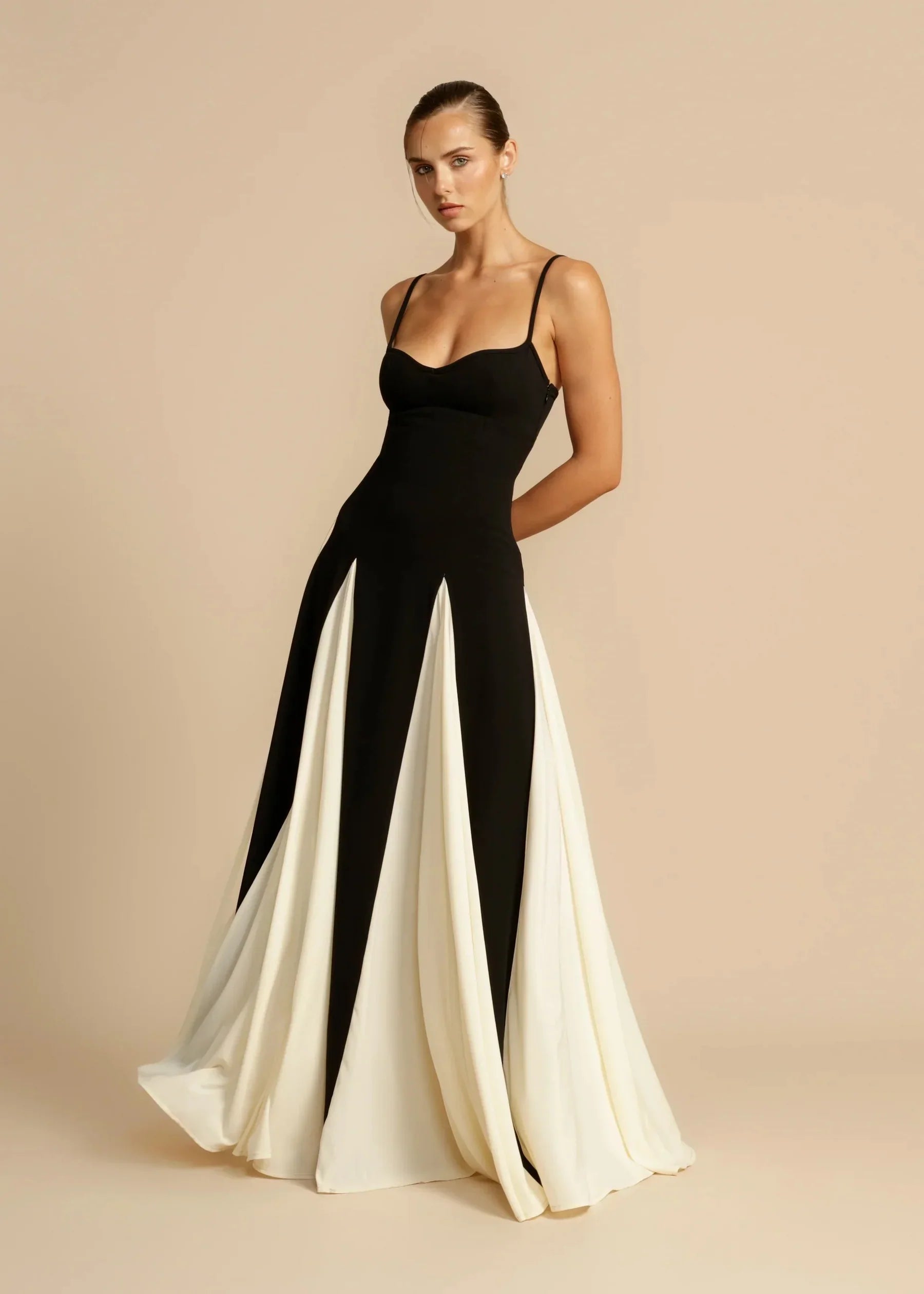 Jeanne | Robe Maxi avec Jupe A-Line